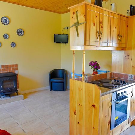 Katie'S Cottage Achill Sound 외부 사진